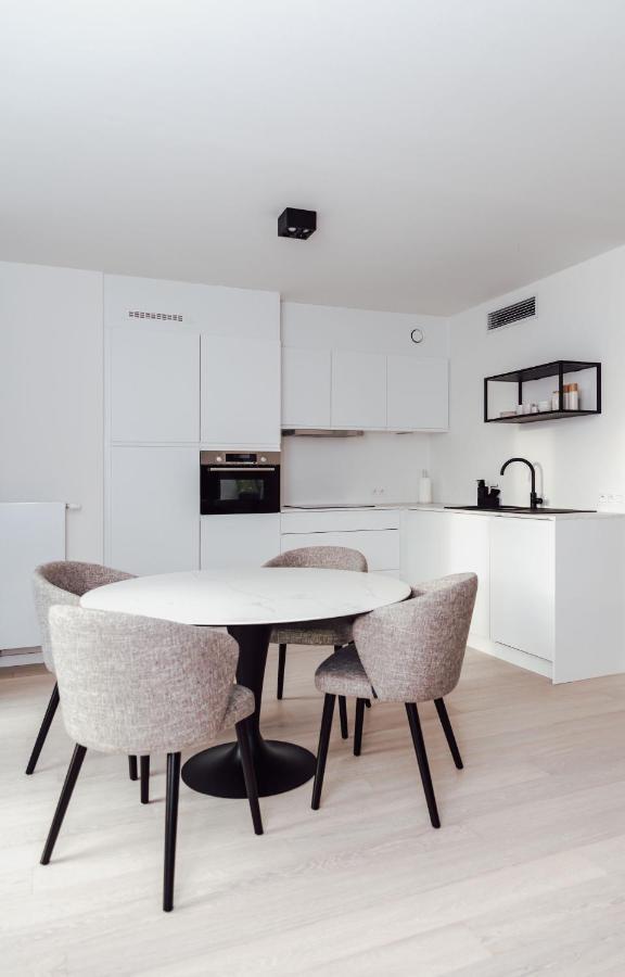 Ch Longstay 2 Кортрейк Екстериор снимка